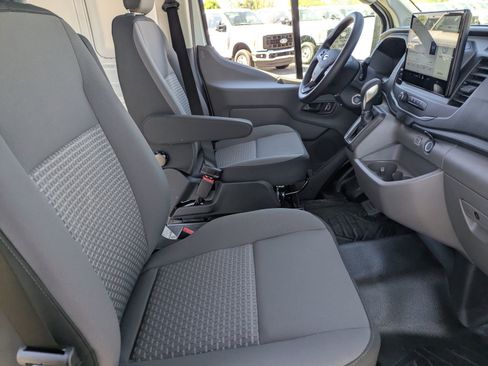 New 2026 Ford Transit 250 Low Roof RWD image 42