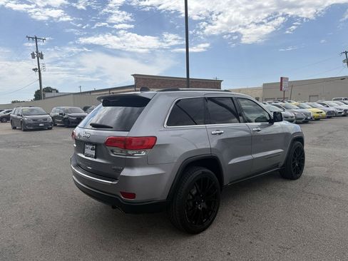 Used 2017 Jeep Grand Cherokee Limited RWD image 6