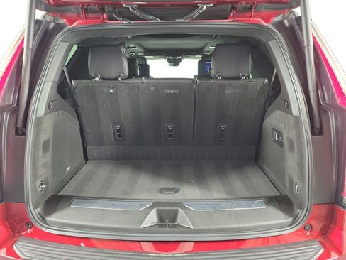 Used 2023 Cadillac Escalade Premium Luxury Platinum RWD image 8