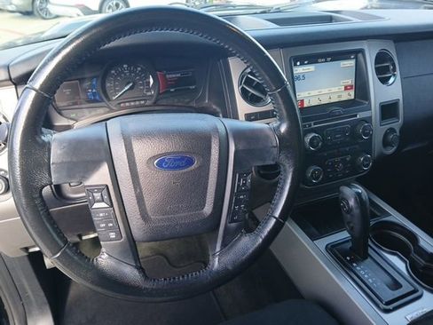 Used 2016 Ford Expedition XLT w/ Equipment Group 202A image 19