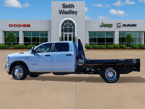 Used 2024 RAM 3500 SLT w/ Quick Order Package 2YG SLT image 4