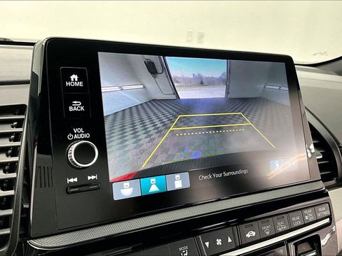 Used 2025 Honda Odyssey Sport-L image 21