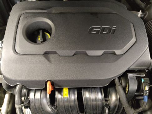 Used 2019 Hyundai Santa Fe SEL image 30