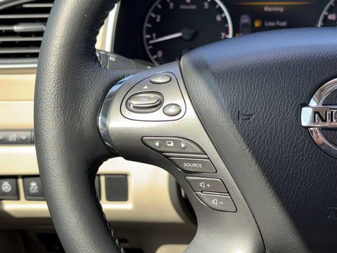 Used 2019 Nissan Murano Platinum w/ Cargo Package FWD image 12
