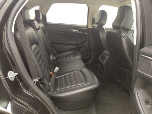 Used 2022 Ford Edge SEL image 19