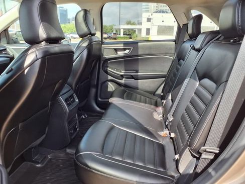 Used 2021 Ford Edge SEL w/ Convenience Package AWD/4WD image 5