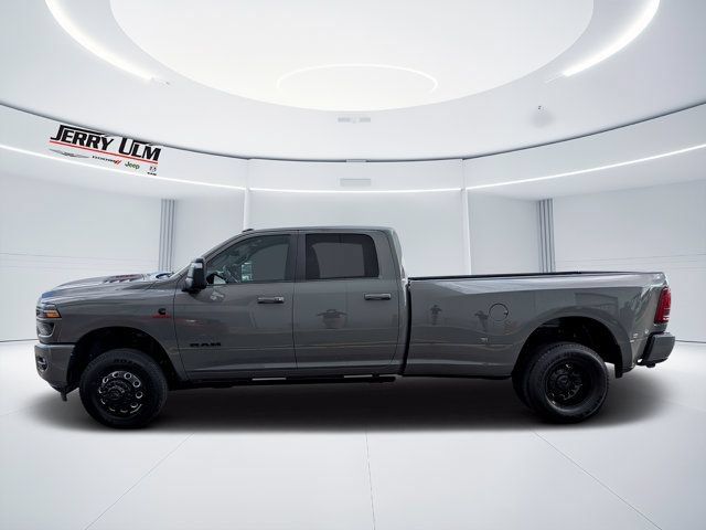 New 2026 RAM 3500 Laramie AWD/4WD image 6