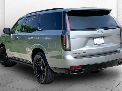 Used 2024 Cadillac Escalade Sport w/ LPO, ONYX Package AWD/4WD image 11
