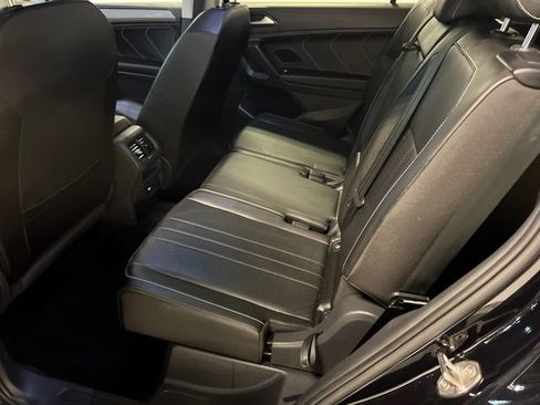 Certified 2023 Volkswagen Tiguan SE FWD image 16