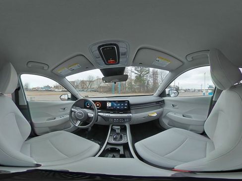 Used 2025 Hyundai Kona SEL image 42