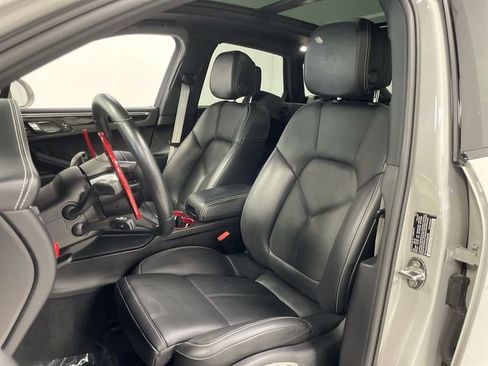 Used 2023 Porsche Macan Turbo AWD/4WD image 11
