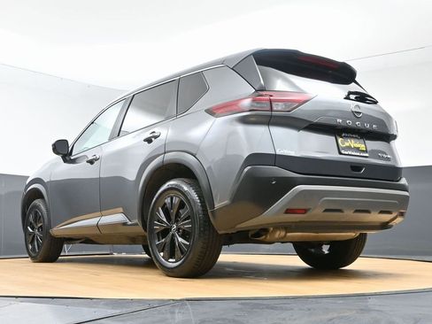 Used 2022 Nissan Rogue SV image 49