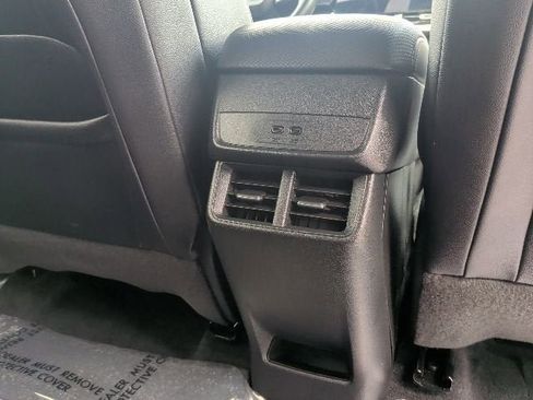 Used 2025 Chevrolet Equinox LT w/ Convenience Package II AWD/4WD image 18