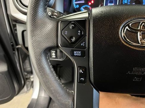 Used 2021 Toyota Tacoma TRD Off-Road w/ TRD Premium Off Road Package AWD/4WD image 26