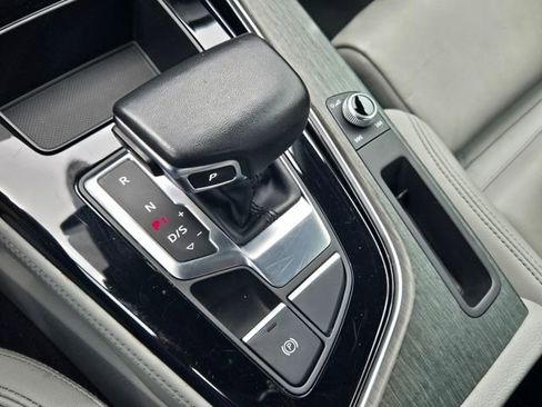 Used 2023 Audi A4 2.0T Premium Plus image 31
