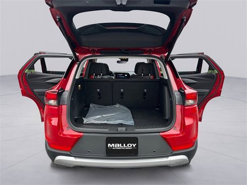 Used 2026 Chevrolet TrailBlazer LT w/ Convenience Package image 19