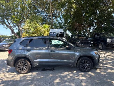 Used 2022 Volkswagen Taos S w/ IQ Drive S Package FWD image 6
