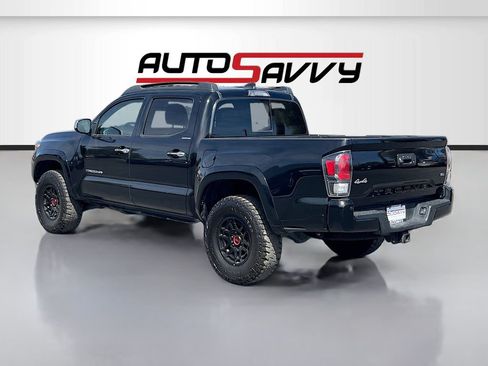 Used 2021 Toyota Tacoma Limited AWD/4WD image 5
