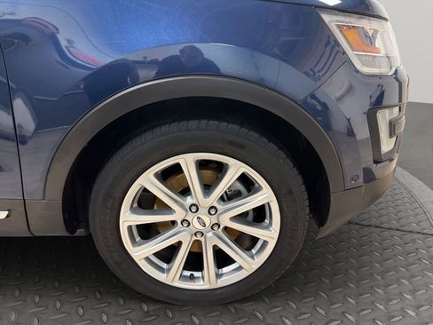 Used 2016 Ford Explorer Limited w/ Equipment Group 301A image 27