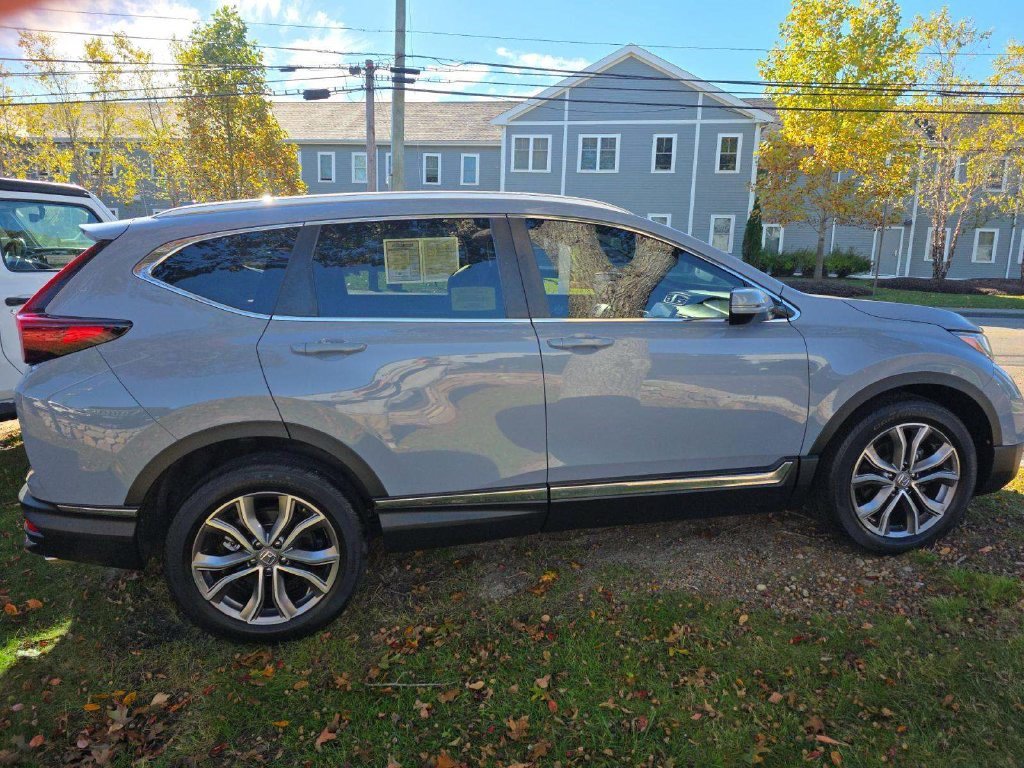 Used 2021 Honda CR-V Touring image 5