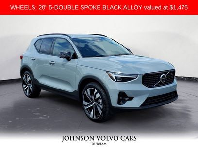 New 2025 Volvo XC40 B5 Plus w/ Protection Package Premier