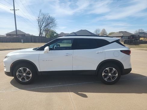 Used 2023 Chevrolet Blazer LT w/ Convenience Package FWD image 6