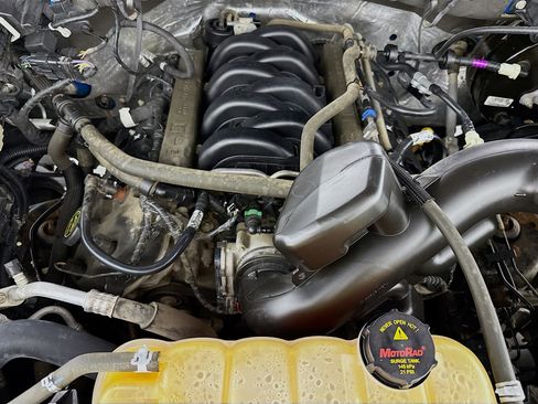 Used 2017 Ford F150 XLT image 35