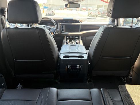 Used 2024 GMC Yukon XL Denali w/ Max Trailering Package AWD/4WD image 10