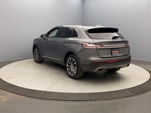 Used 2021 Lincoln Nautilus Reserve AWD/4WD image 3