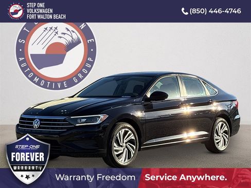 Used 2020 Volkswagen Jetta SEL image 1