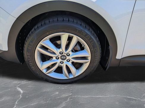 Used 2015 Hyundai Santa Fe Sport 2.0T w/ Option Group 05 AWD/4WD image 32