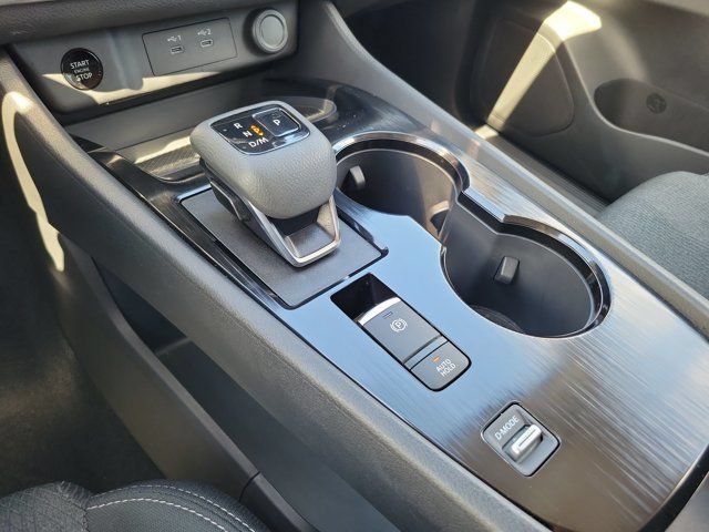 Certified 2026 Nissan Rogue SV FWD image 28