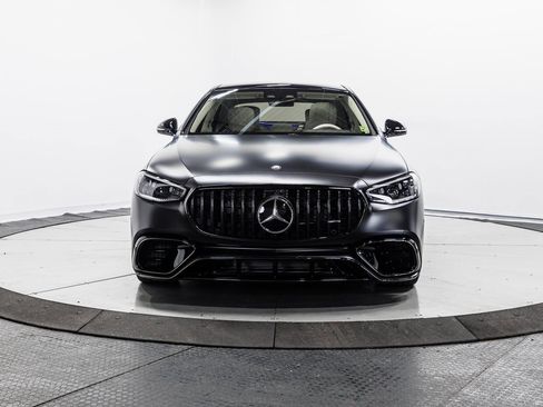 Used 2025 Mercedes-Benz S 63 AMG S image 2