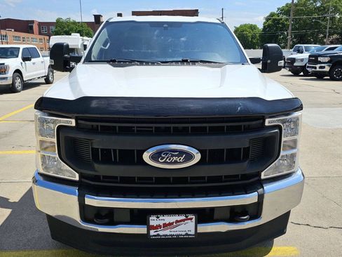 Used 2020 Ford F250 XL w/ Power Equipment Group AWD/4WD image 4