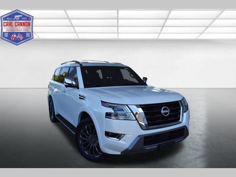 Used 2023 Nissan Armada Platinum w/ Captain's Chairs Package RWD image 1