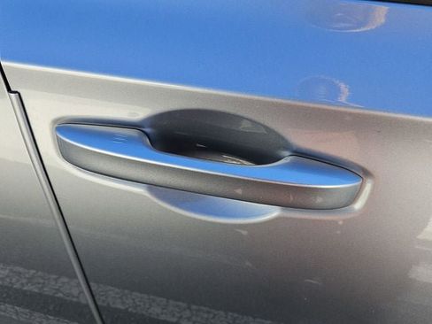 Used 2022 Honda Civic EX-L image 24