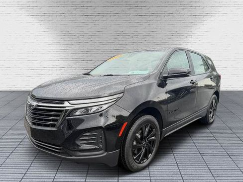 Used 2024 Chevrolet Equinox LS w/ Midnight Edition AWD/4WD image 2