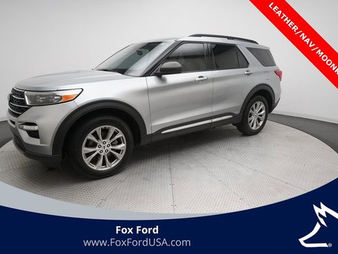 Used 2023 Ford Explorer XLT w/ Equipment Group 202A image 1