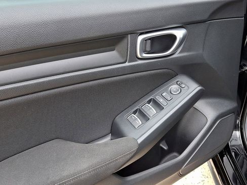 Used 2024 Honda Civic Sport image 12