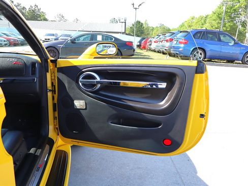 Used 2003 Chevrolet SSR w/ Preferred Equipment Group image 57