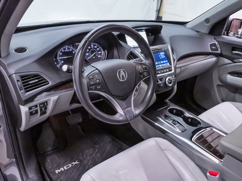 Used 2018 Acura MDX SH-AWD w/ Technology Package image 2