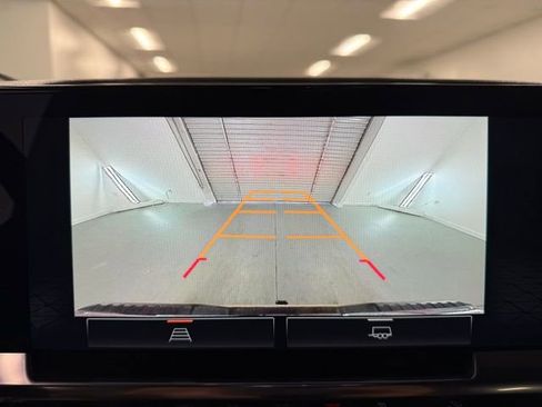 Used 2023 GMC Sierra 1500 Elevation image 19