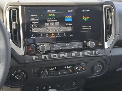 Used 2025 Nissan Frontier SV w/ SV Convenience Package AWD/4WD image 21