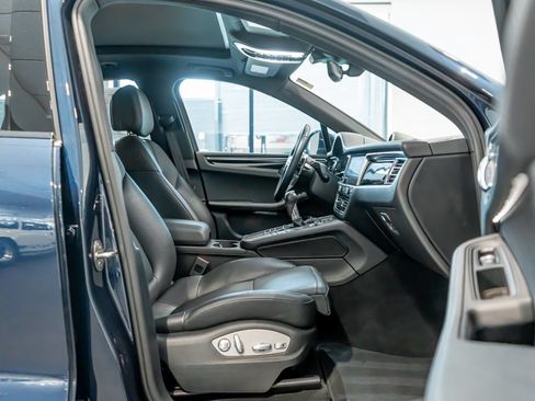 Certified 2021 Porsche Macan S AWD/4WD image 29