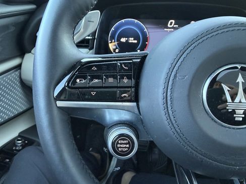 Used 2023 Maserati Grecale Modena image 35