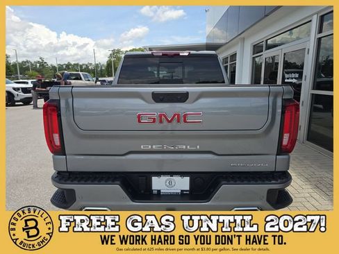 New 2026 GMC Sierra 1500 Denali w/ Denali Reserve Package AWD/4WD image 7