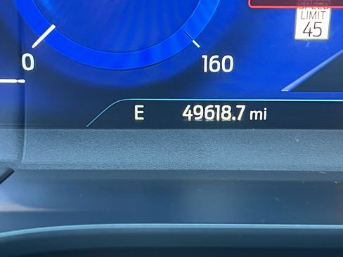 Used 2020 Ford Escape Titanium image 11