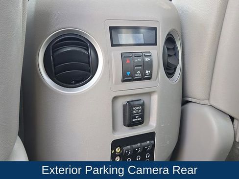 Used 2014 Honda Pilot Touring image 18