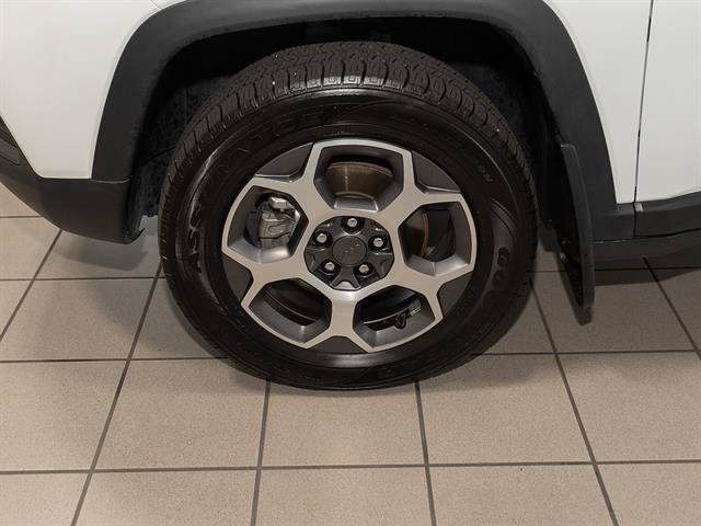 Used 2022 Jeep Compass Trailhawk w/ Trailhawk Elite Group AWD/4WD image 5
