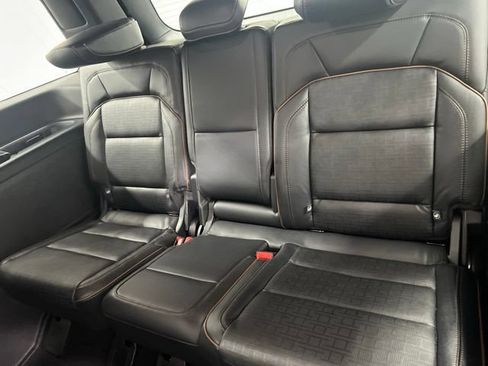 Used 2025 Lincoln Navigator Black Label AWD/4WD image 13
